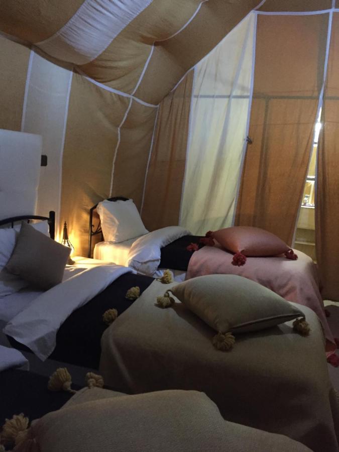 Fabulous Desert Camp Merzouga Extérieur photo